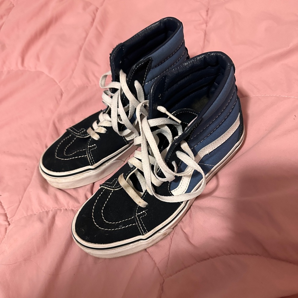 Vans Old School Sk8, black/denim blue. A classic but always iconic style ❤️